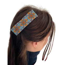 H�rkam broderet med korssting