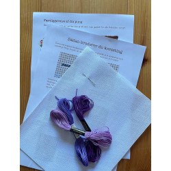 Sommerfuglepung, broderet med korssting